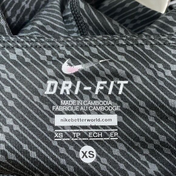 Nike Running Leggings Womens XS Black Gray Dri Fit Meteor Capri Geometric Gym - Picture 3 of 9